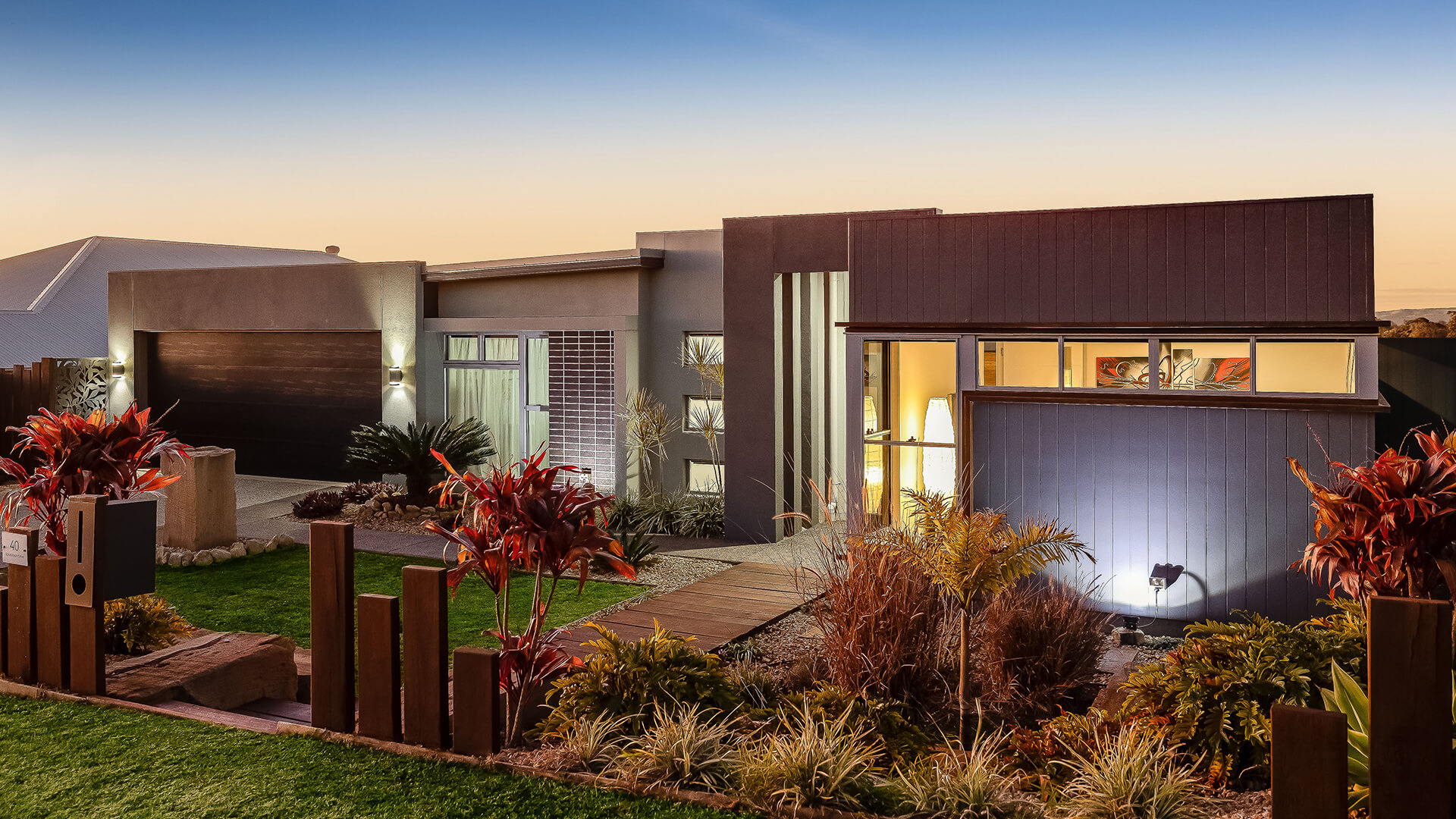Sportsman Drive Facade 2 v2