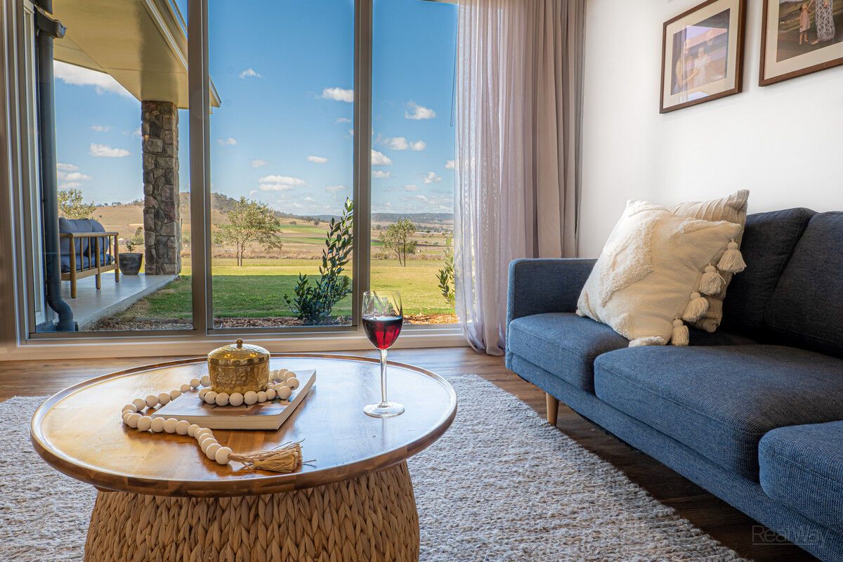 2018751434 11 1 230906 051827 w1200 h800