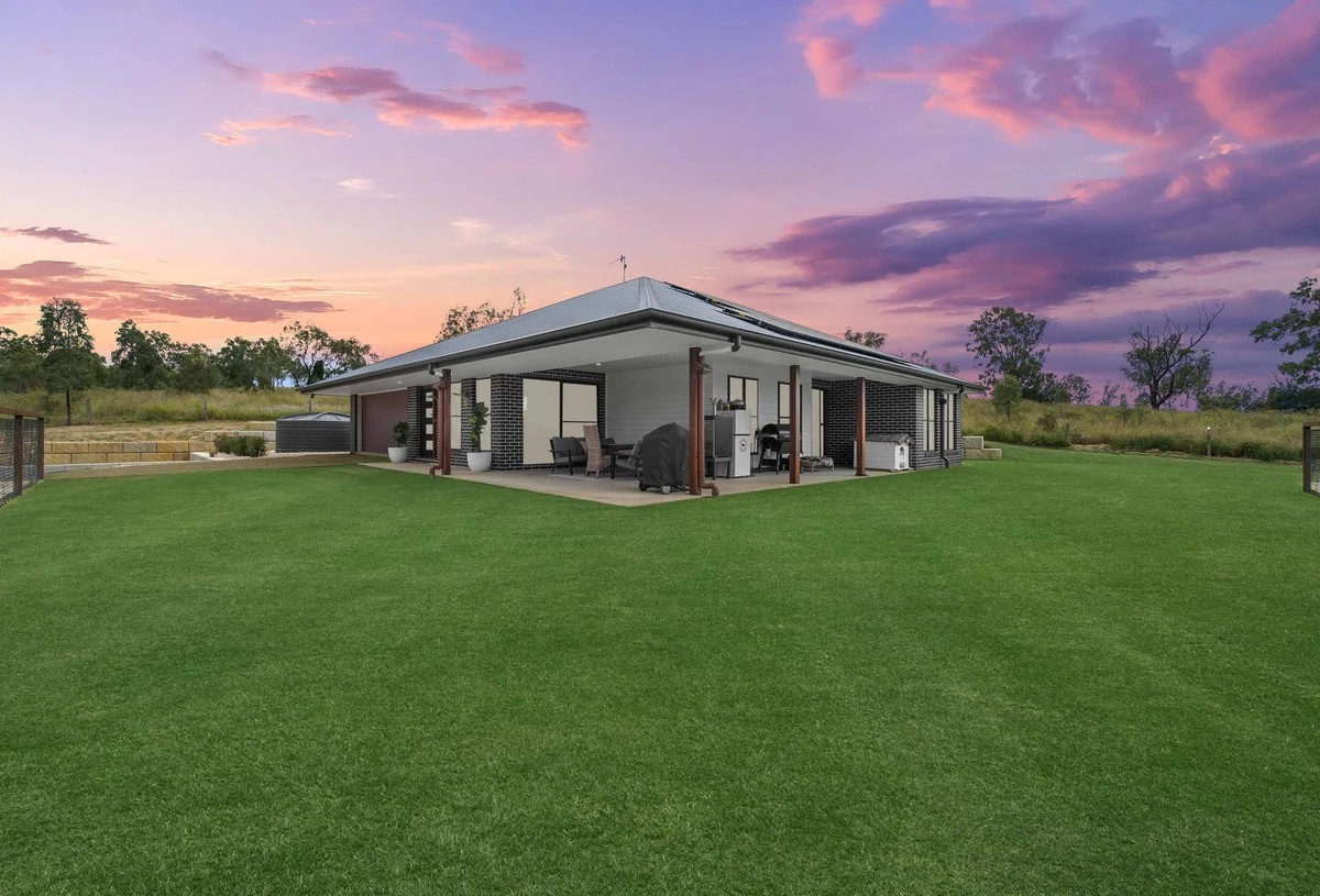 2019199528 2 1 240423 050642 w1200 h900