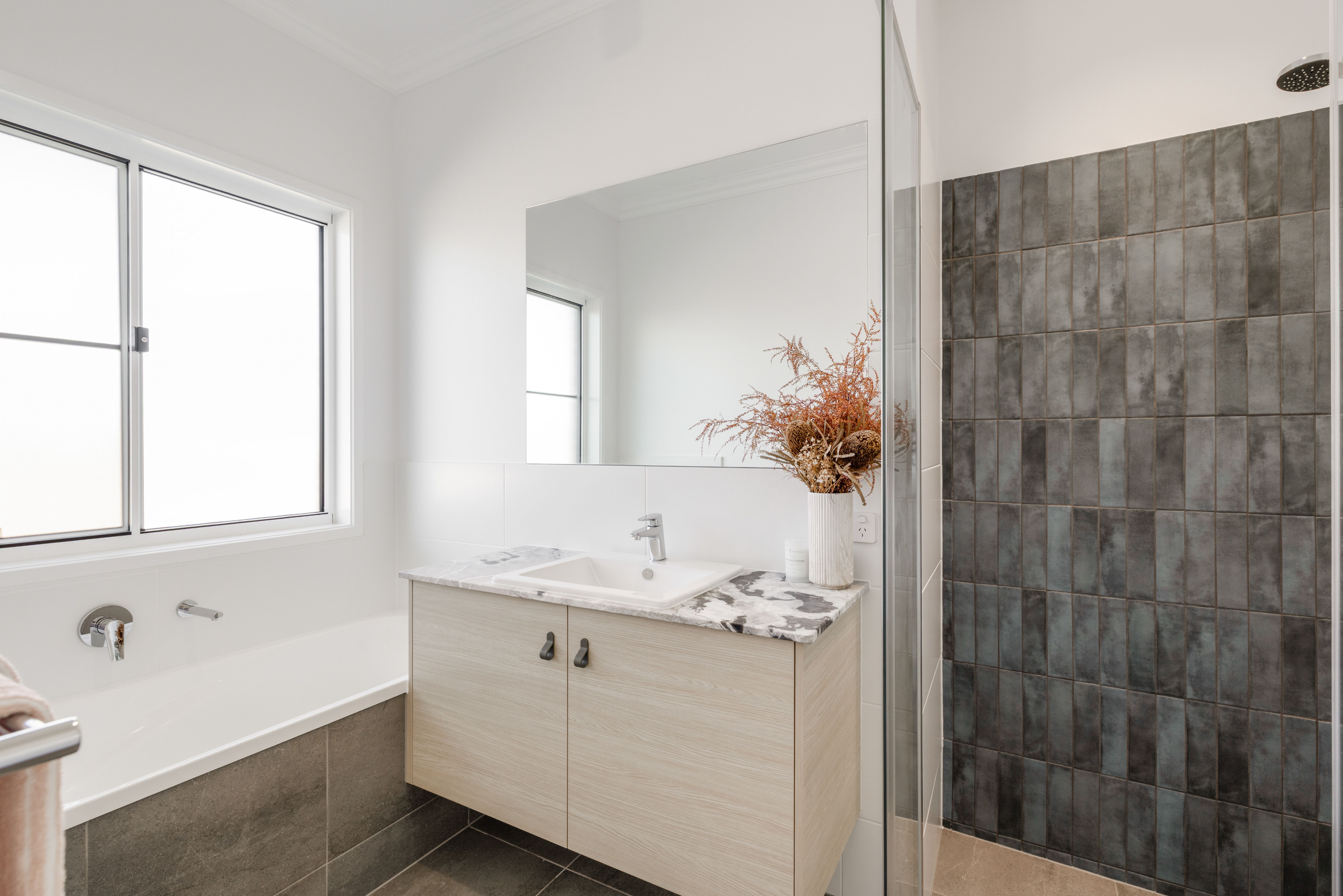 HIGHRESMay 01 2025 529